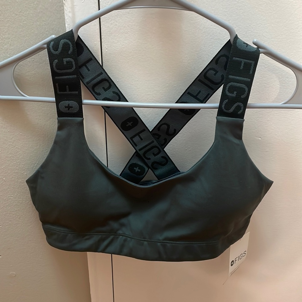FIGS Performance Sports Bra in Bonsai